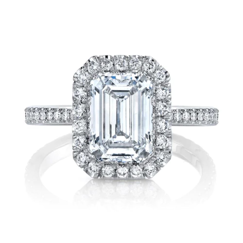 Alyssa Seamless Halo® Lab Diamond Engagement Ring | Jean Dousset