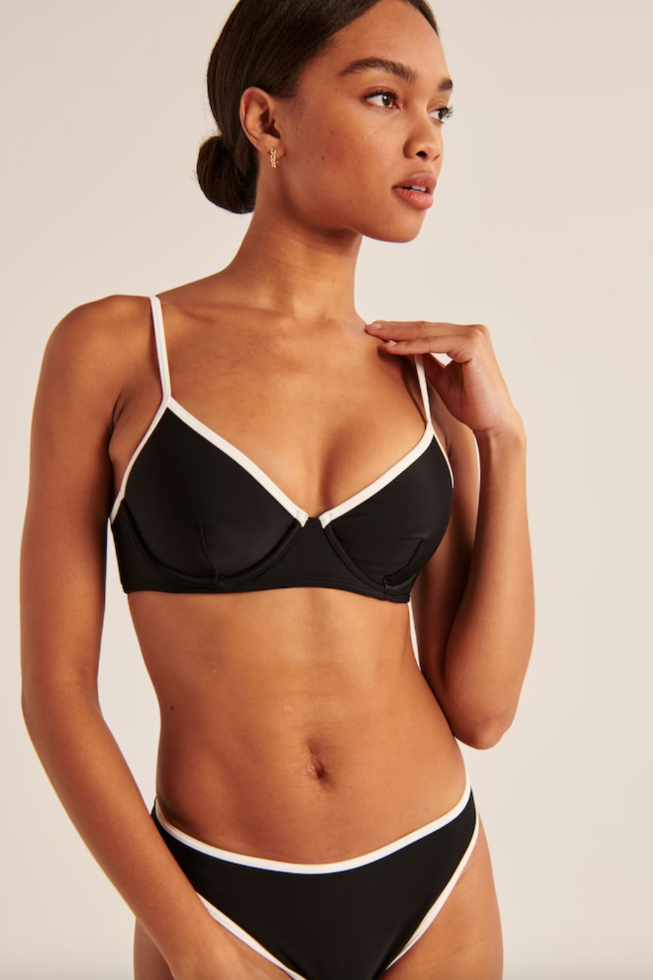 Atasan Bikini Underwire 90-an Atasan Bikini Underwire 90-an