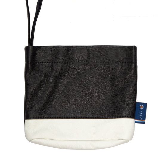 Roadster Leather Valuables Pouch