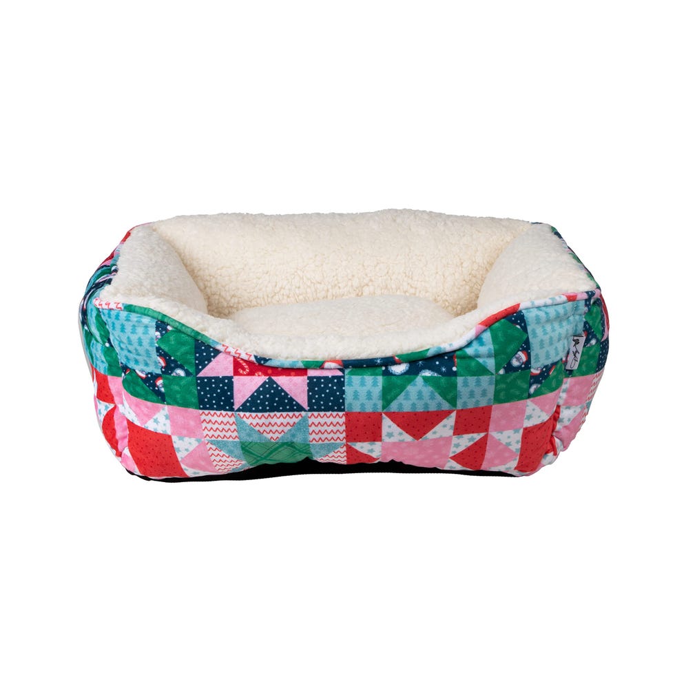 Patchwork Quilt Print Pet Bed