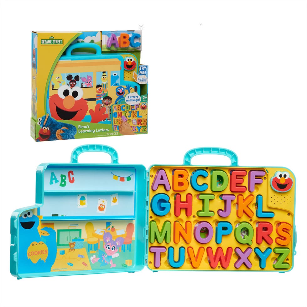Sesame Street Elmo’s Learning Letters Bus