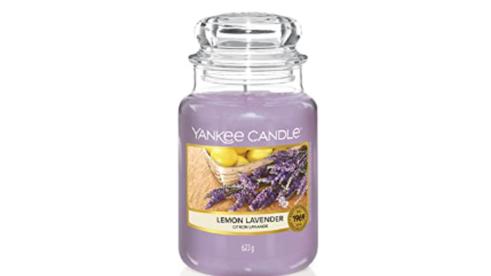 Candele profumate Amazon, la Yankee Candle alla lavanda