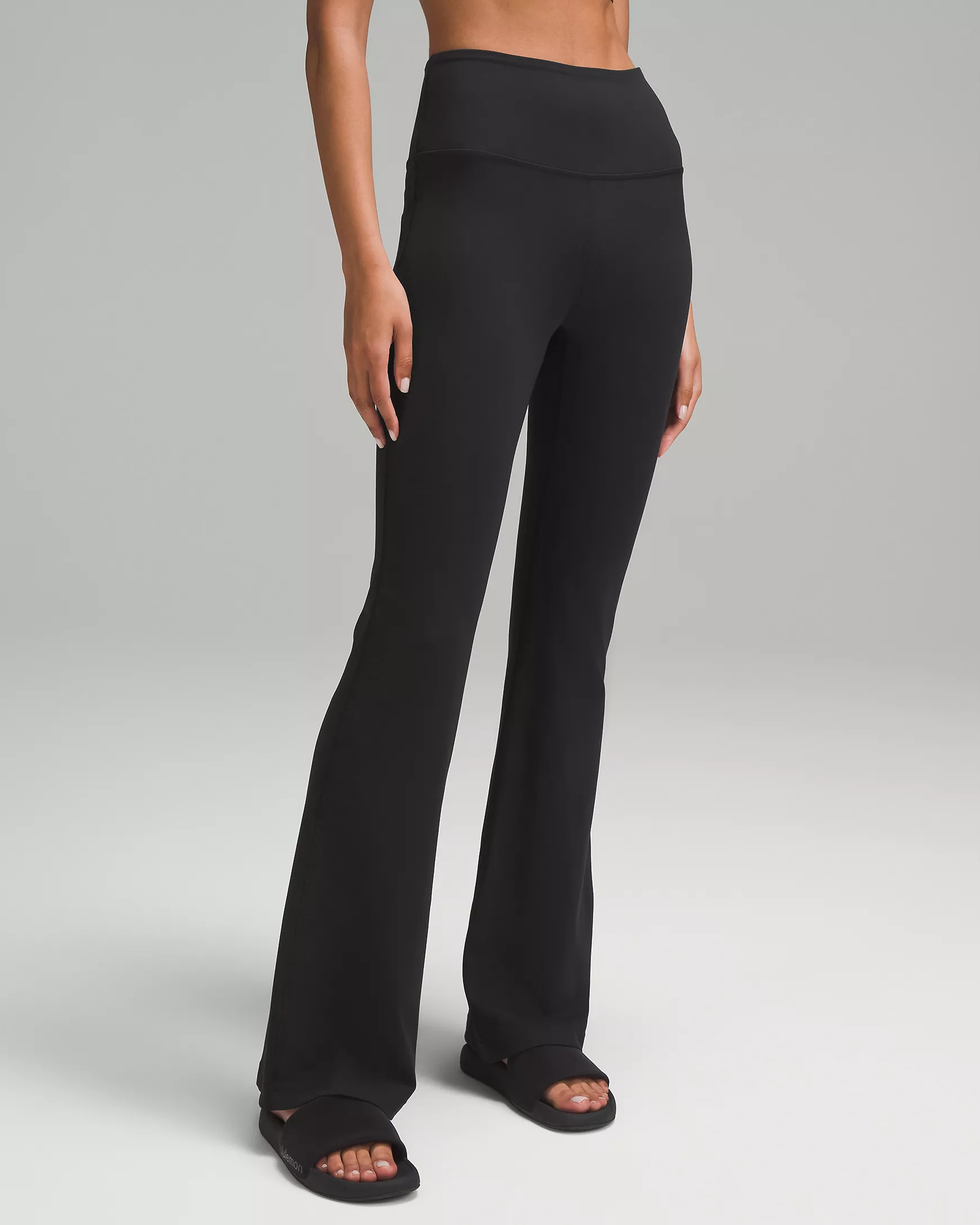SPANX - Booty Boost Flare Yoga Pant- Very Black