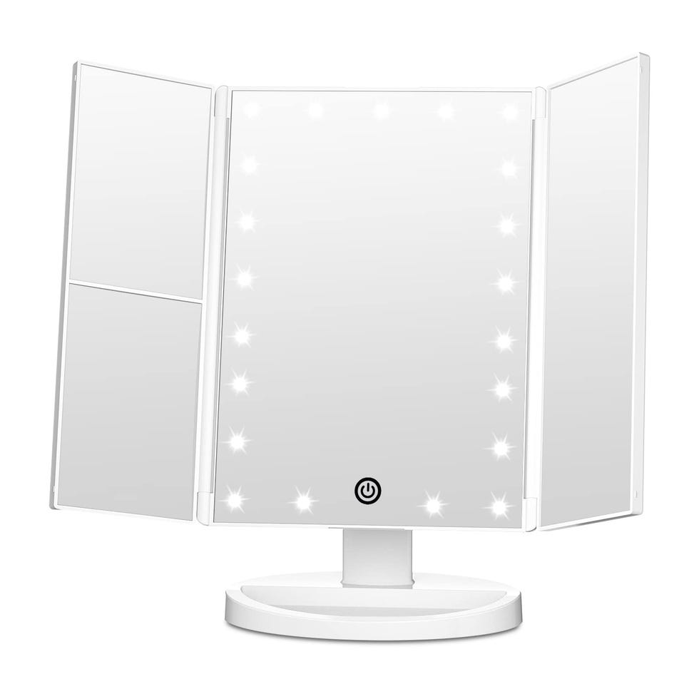Trifold Vanity Mirror With Lights
