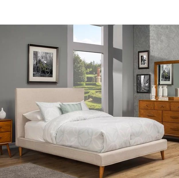Williams Upholstered Bed (Queen)