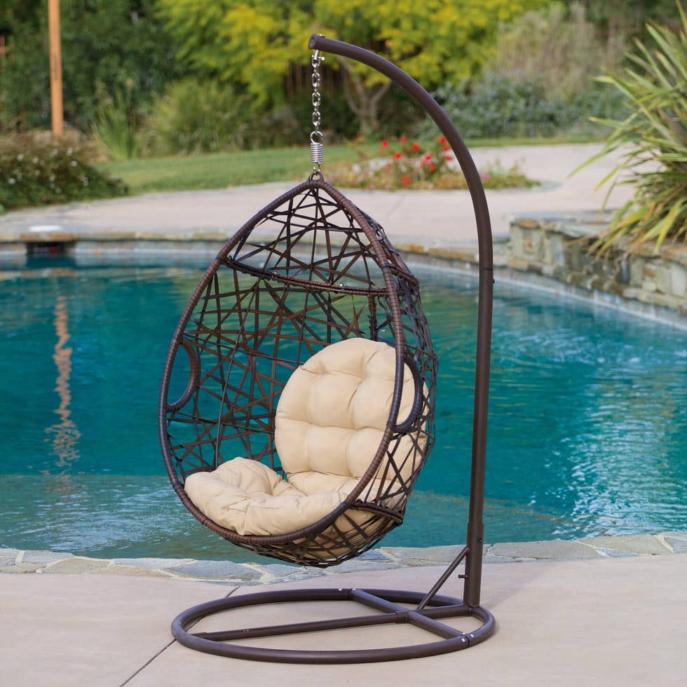 Wicker Hanging Egg Chair