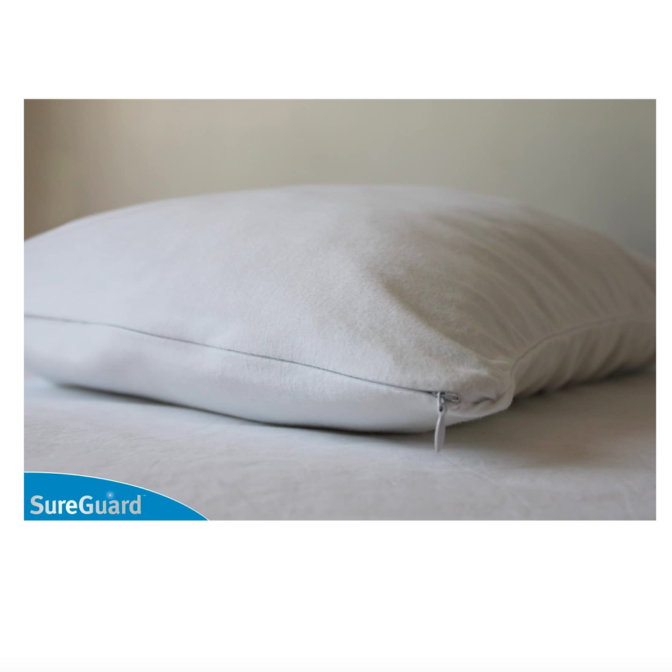 Set of 2 Pillow Protectors Set of 2 Pillow Protectors