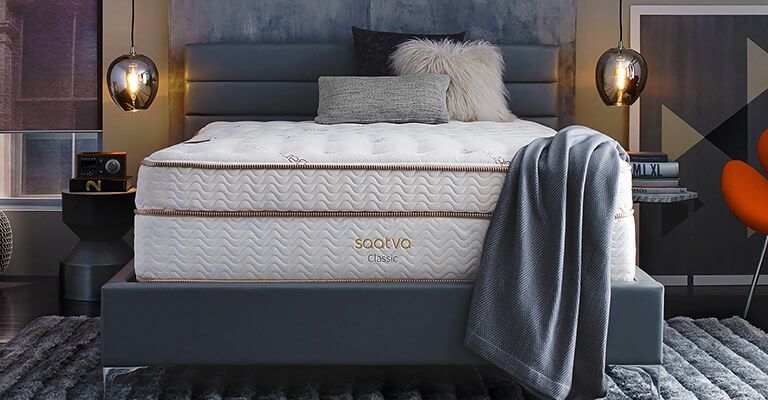 Saatva pillow top sales mattress