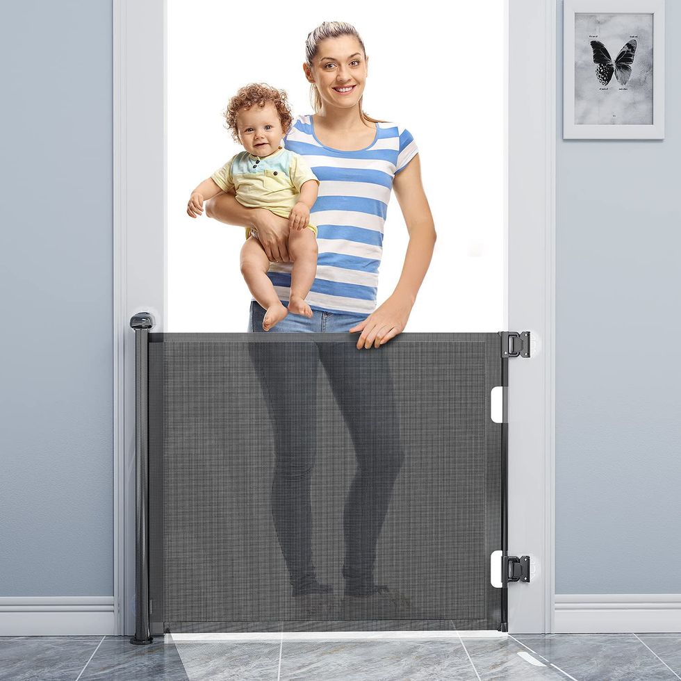  Retractable Baby Gates for Doorway