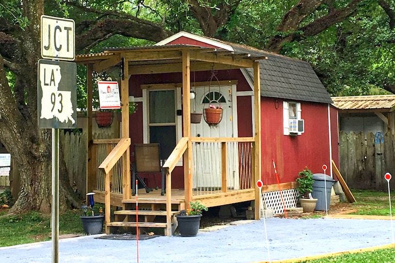 Mama Sue's Tiny Guesthouse