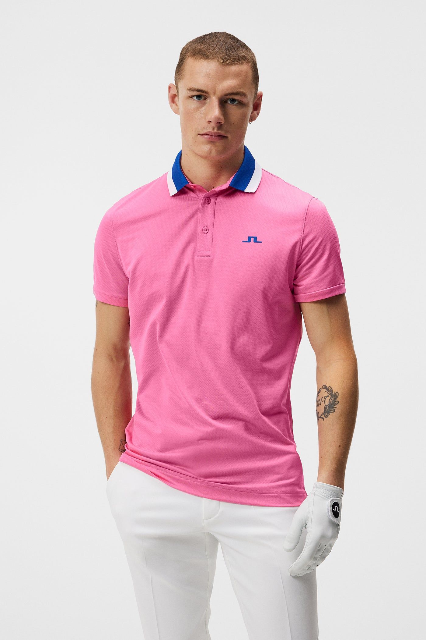 Golf shirts without outlet collar