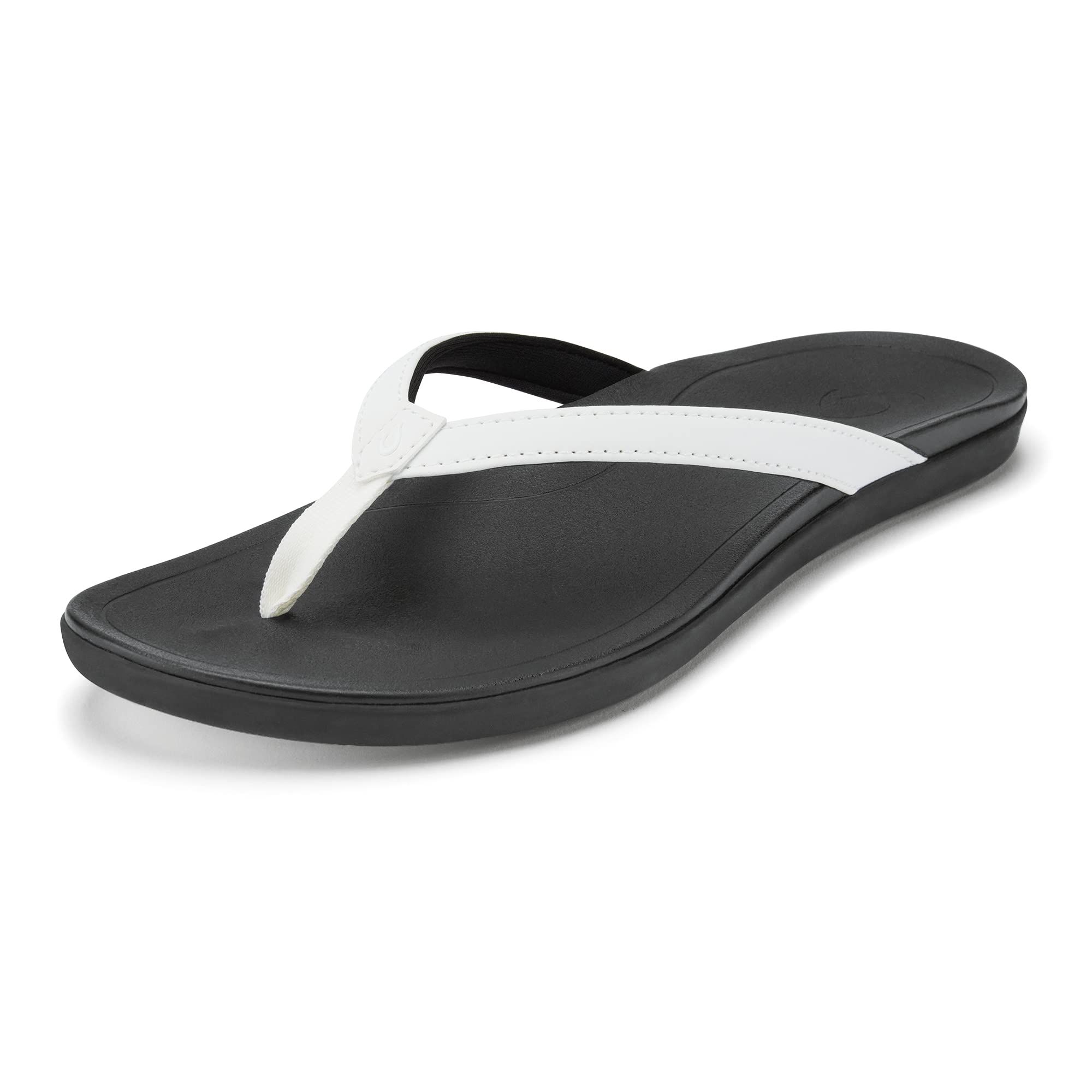 Narrow flip flops store with arch support