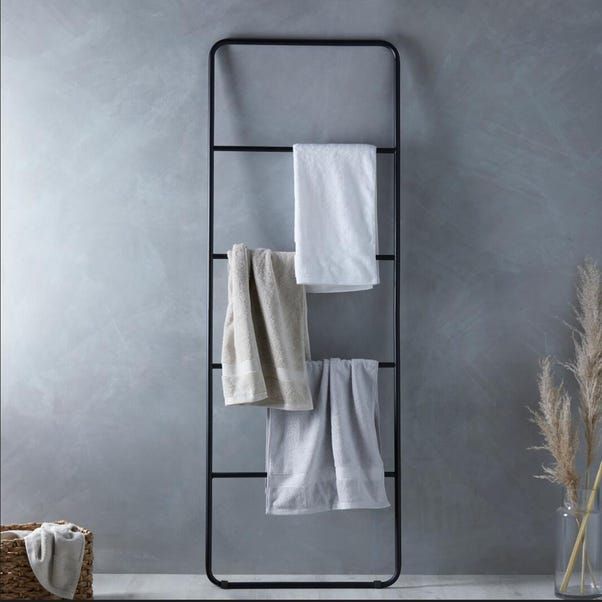 Black ladder for online towels