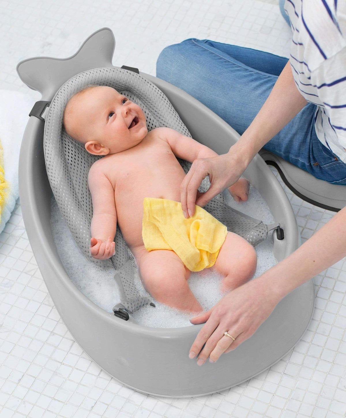 Bathing chair 2024 for newborn