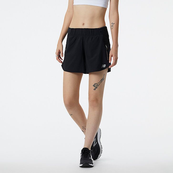 New balance women's shop 5-inch 2-in-1 short