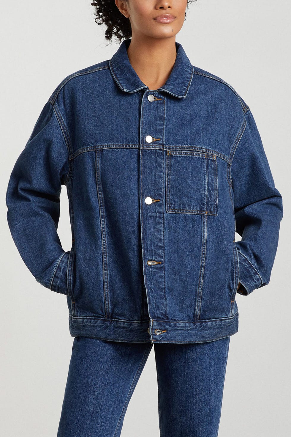 15 Oversized Denim Jackets That Go With Everything – Best Oversized ...