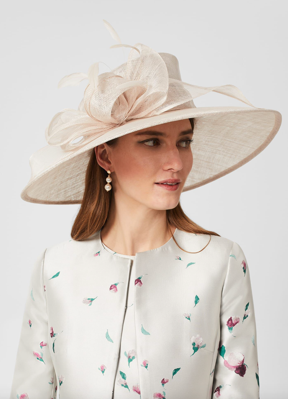 Best wedding hats to buy now 2023