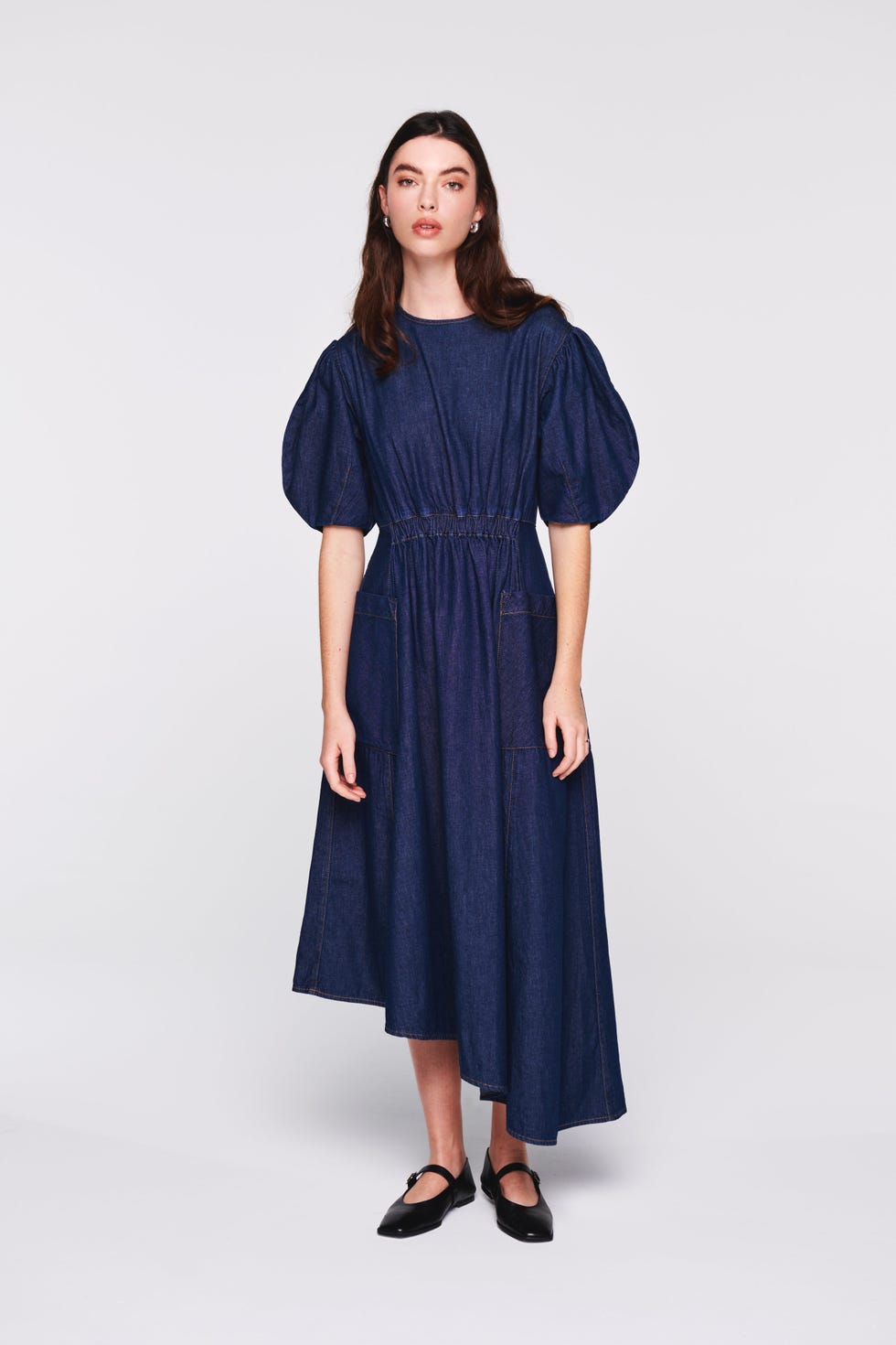 Aligne releases gorgeous denim dress with the Daily Dress Edit