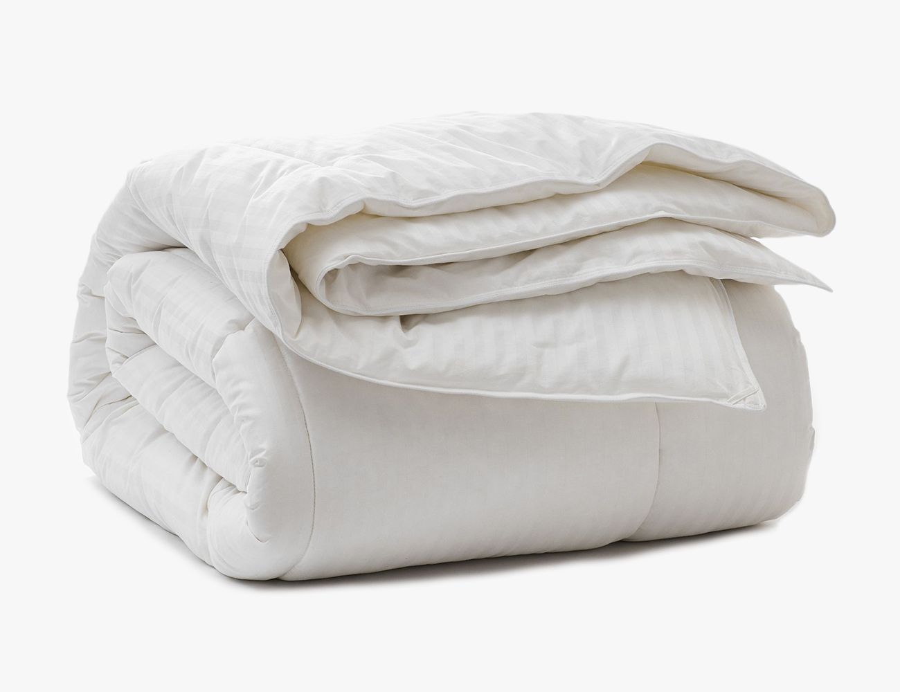 The 8 Best Cooling Comforters For Hot Sleepers