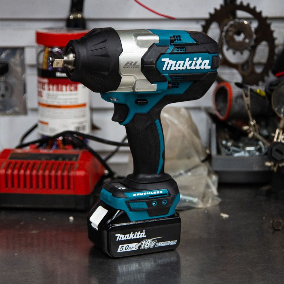 Best Cordless Impact Wrenches for 2024, Tested - Car and Driver