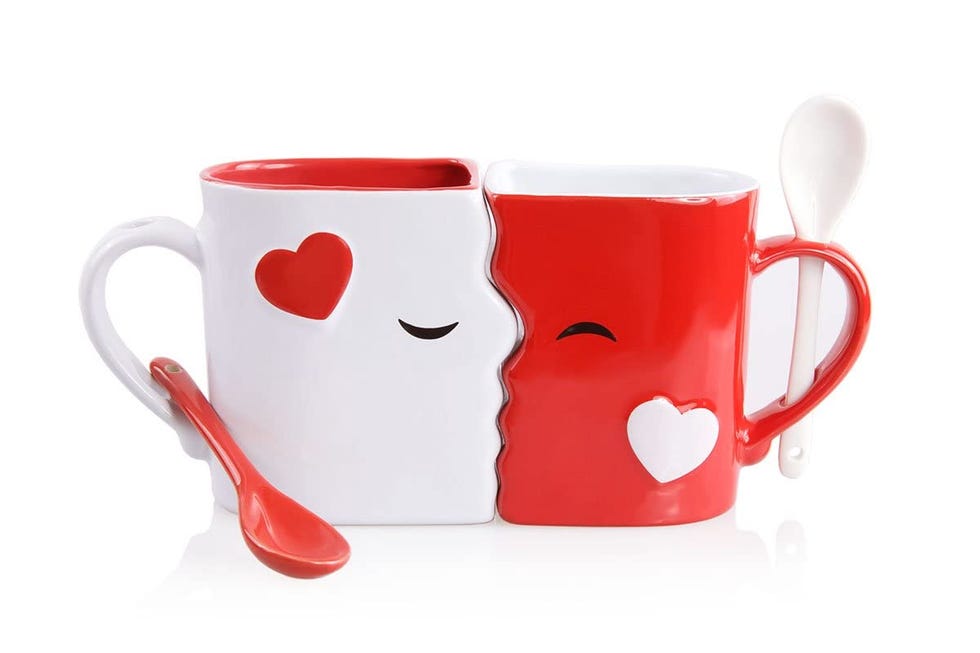 Kissing Mugs Set