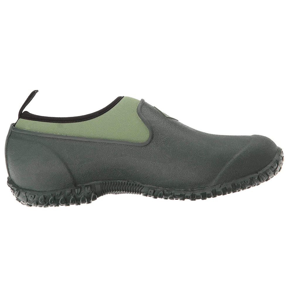 8 Best Gardening Shoes in 2023, According to Testing and Reviews