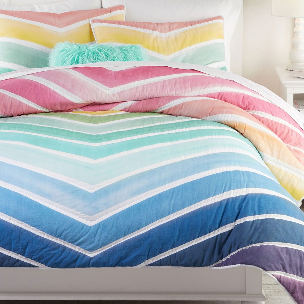 rainbow chevron quilt