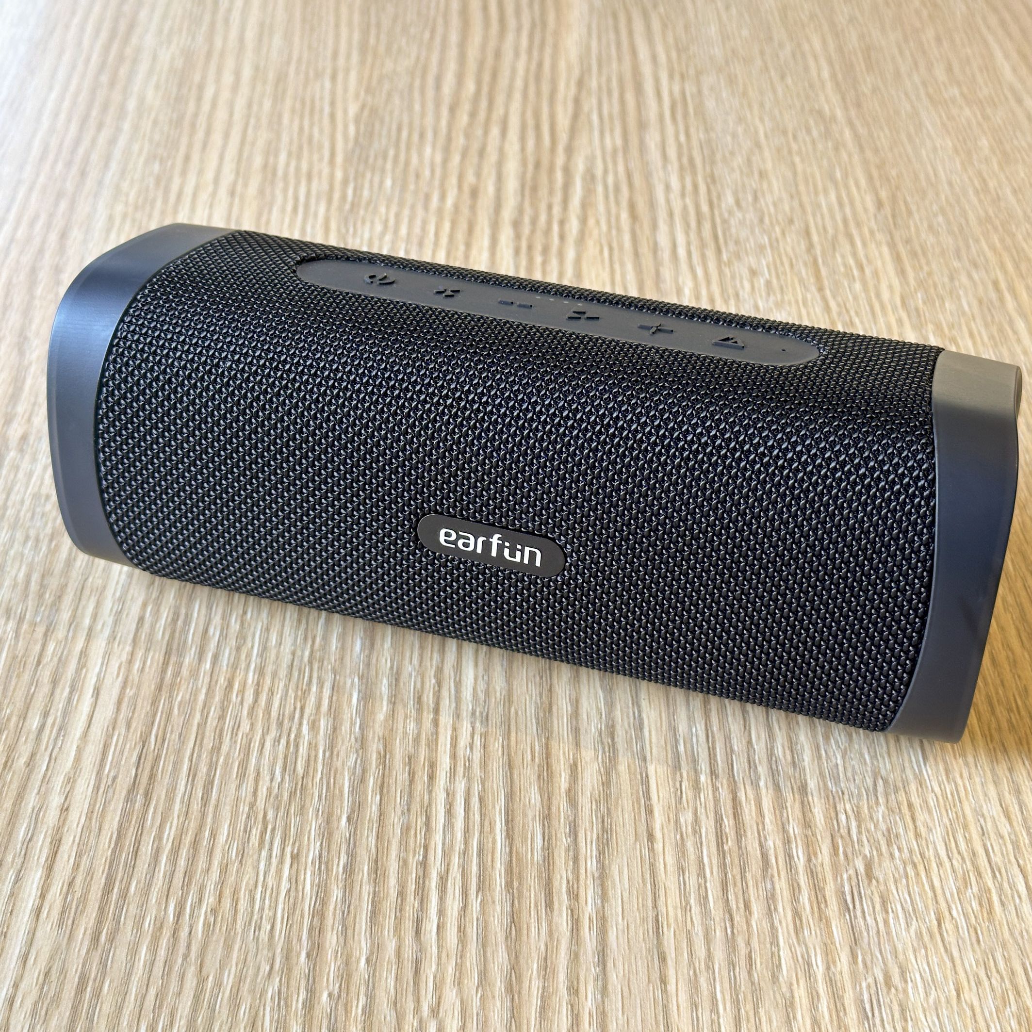 Ipx7 2024 bluetooth speaker