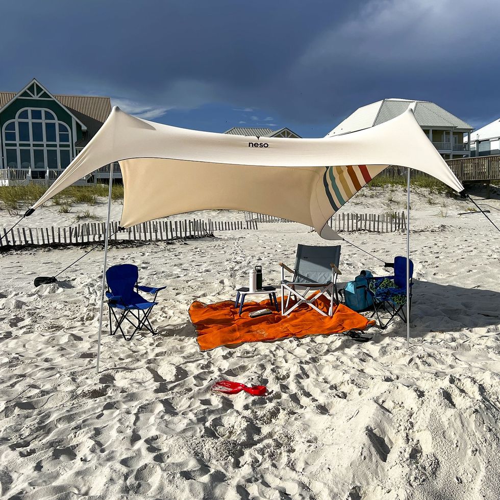 Grande Beach Tent