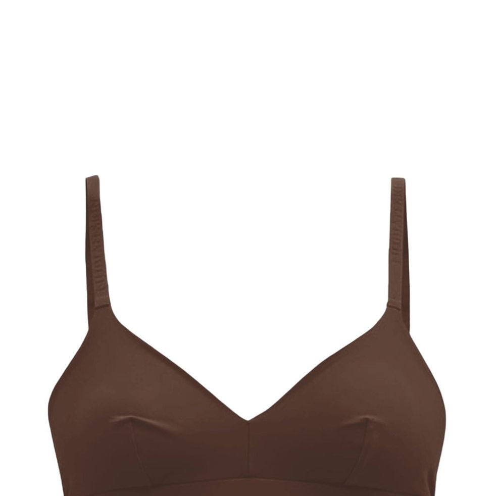 Ultimate Comfort and Support: LE MYSTERE Black Seamless Sport Bra