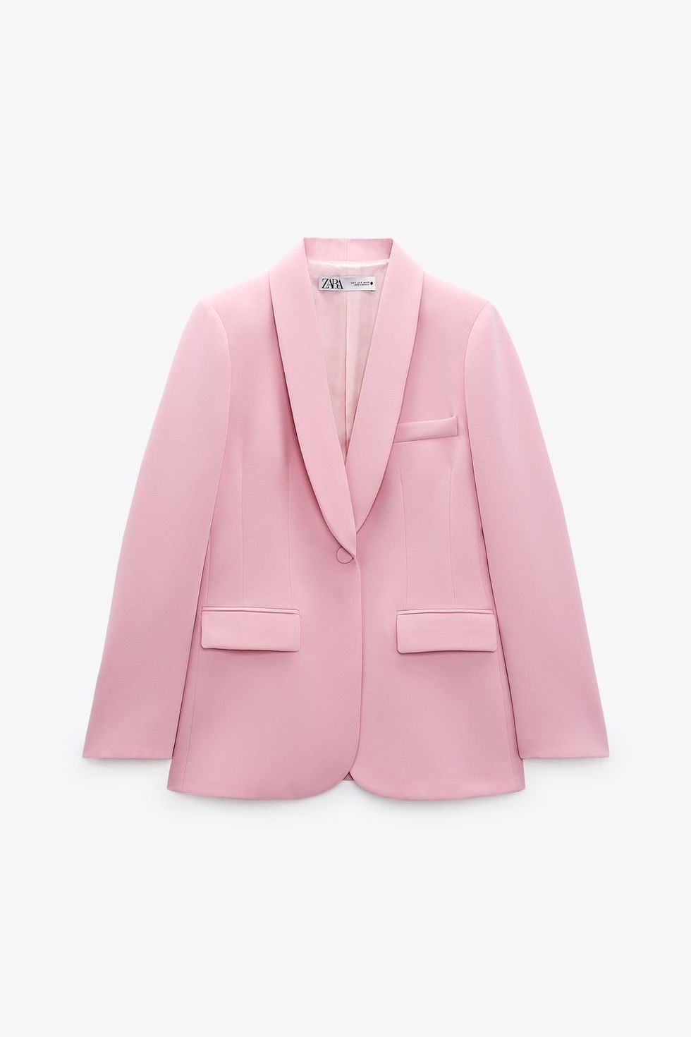 Victoria de Suecia estrena el traje rosa de Zara más bonito (y