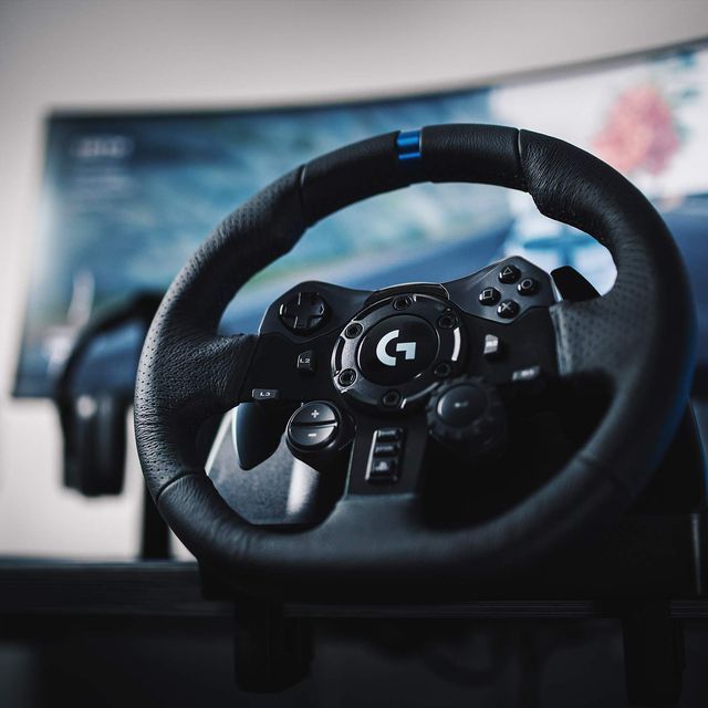 G923 Racing Wheel และ Pedals