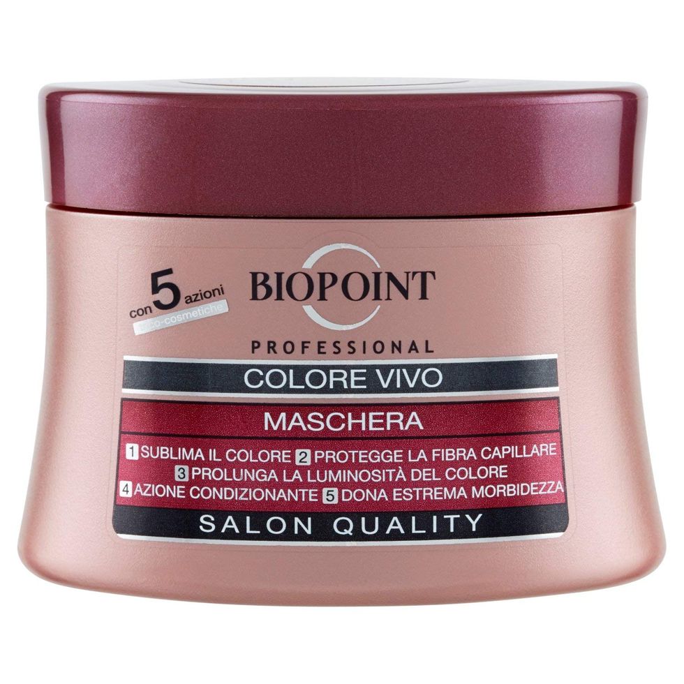 Biopoint Colored Hair Mask enhances shine, prolongs and restores color intensity.