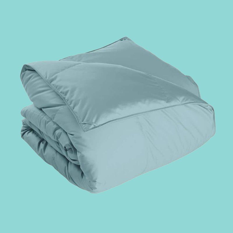 The Best Bedding Of 2024 Tested By Experts   1685549668 1684515988 1684419102 The Company Store Comforters C2y1 Q Cloud Blue 64 1000 6477725324141 