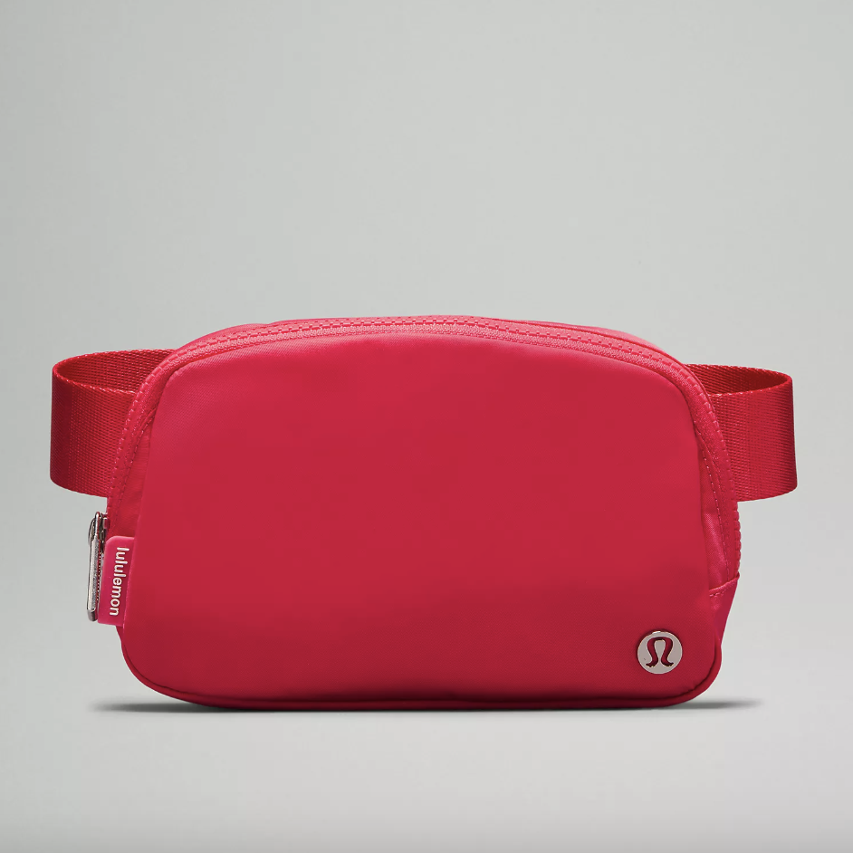 UPDATED REVIEW: LULULEMON EVERYWHERE BELT BAG IN LARGE .. IS IT