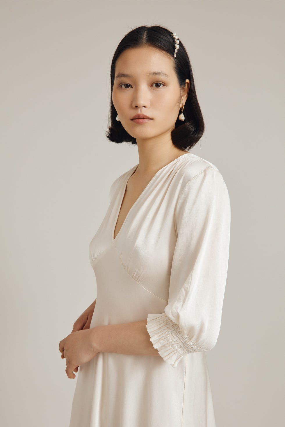 Gaun Midi Satin Elle Gaun Midi Satin Elle