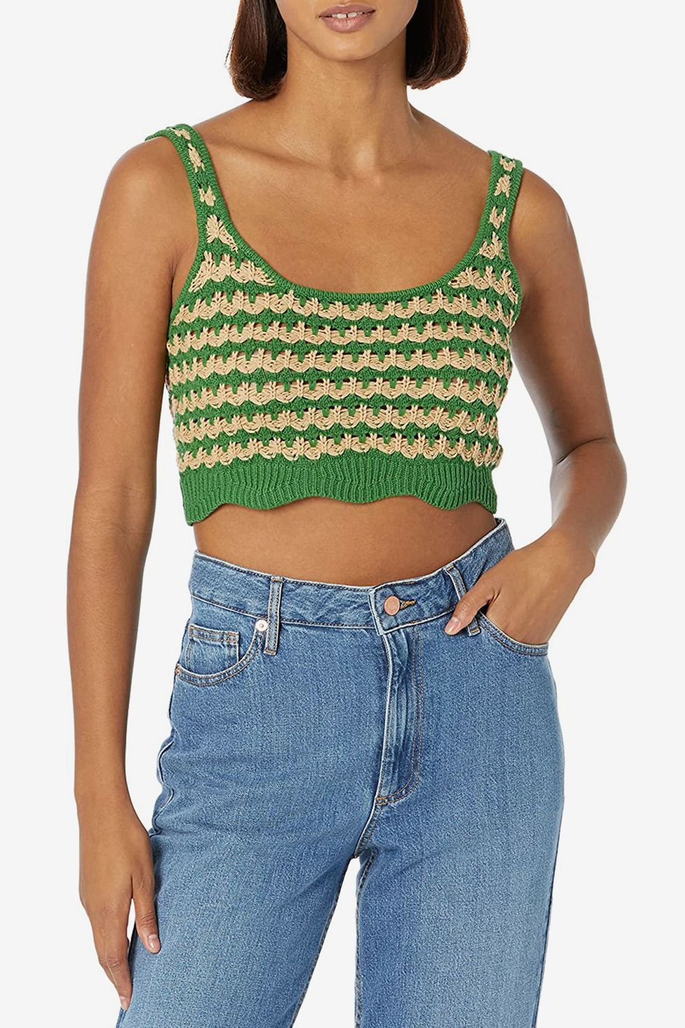 Stylish Crochet Crop Top for Fashionable Summer Looks