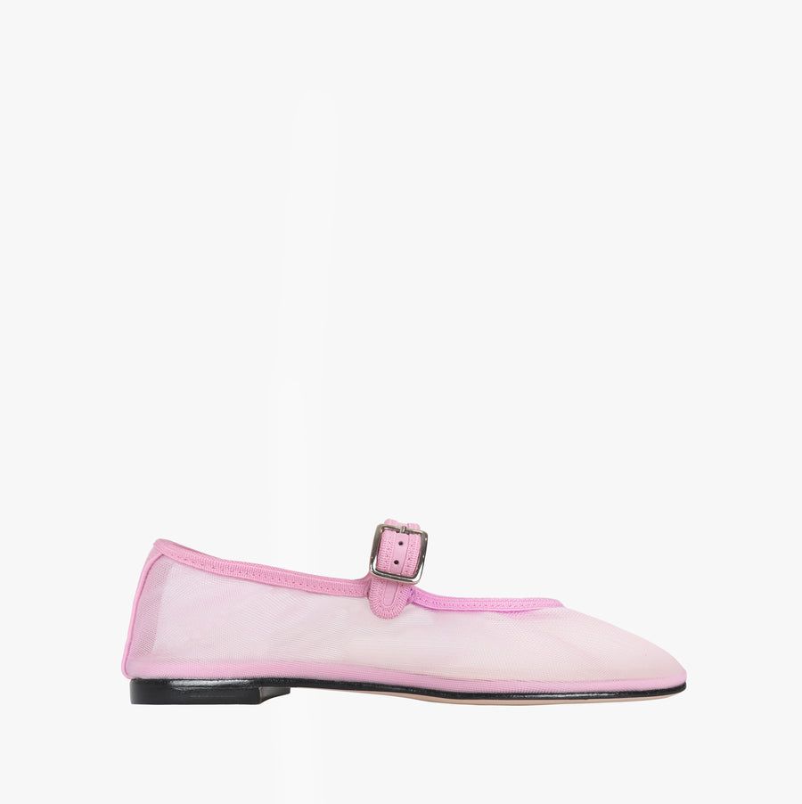 The Biggest Summer Shoe Trend Is a Mesh Ballet Flat