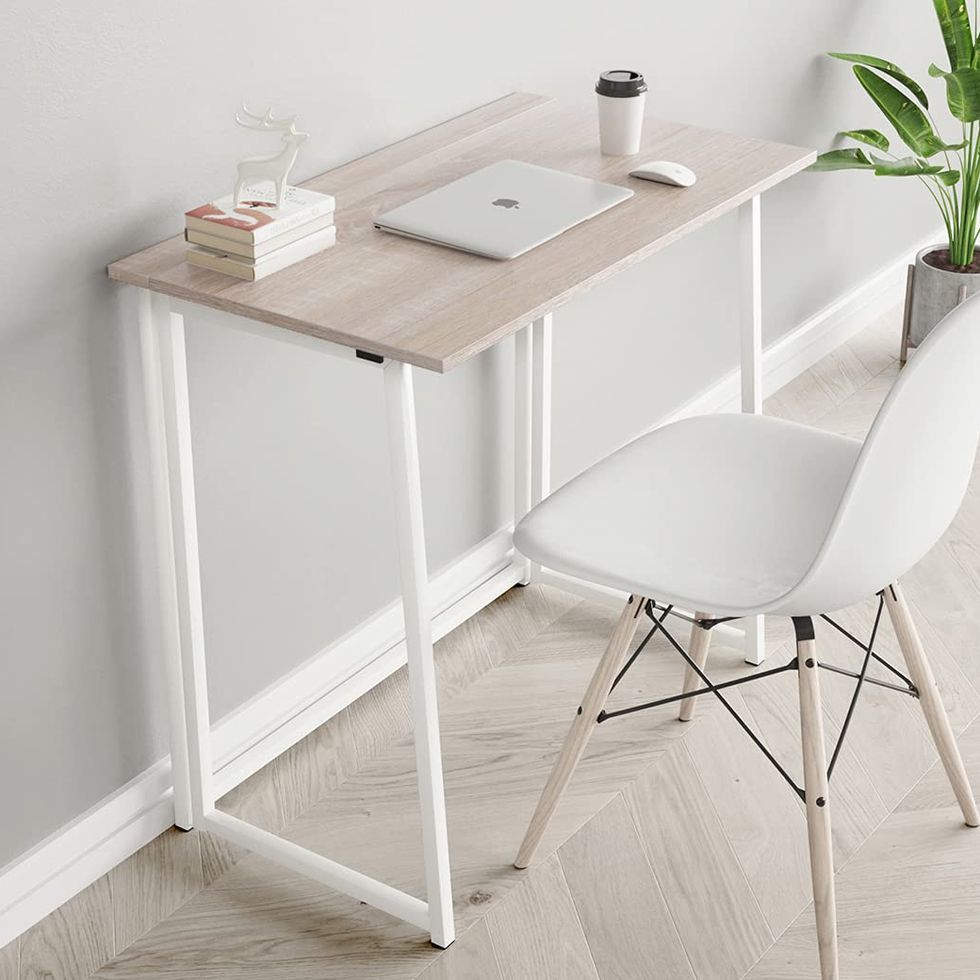 Mesa Escritorio plegable y multifuncion. Recomendada para espacios  pequeños. Posee espacios de guardados y un cajón. Diseño Original y…