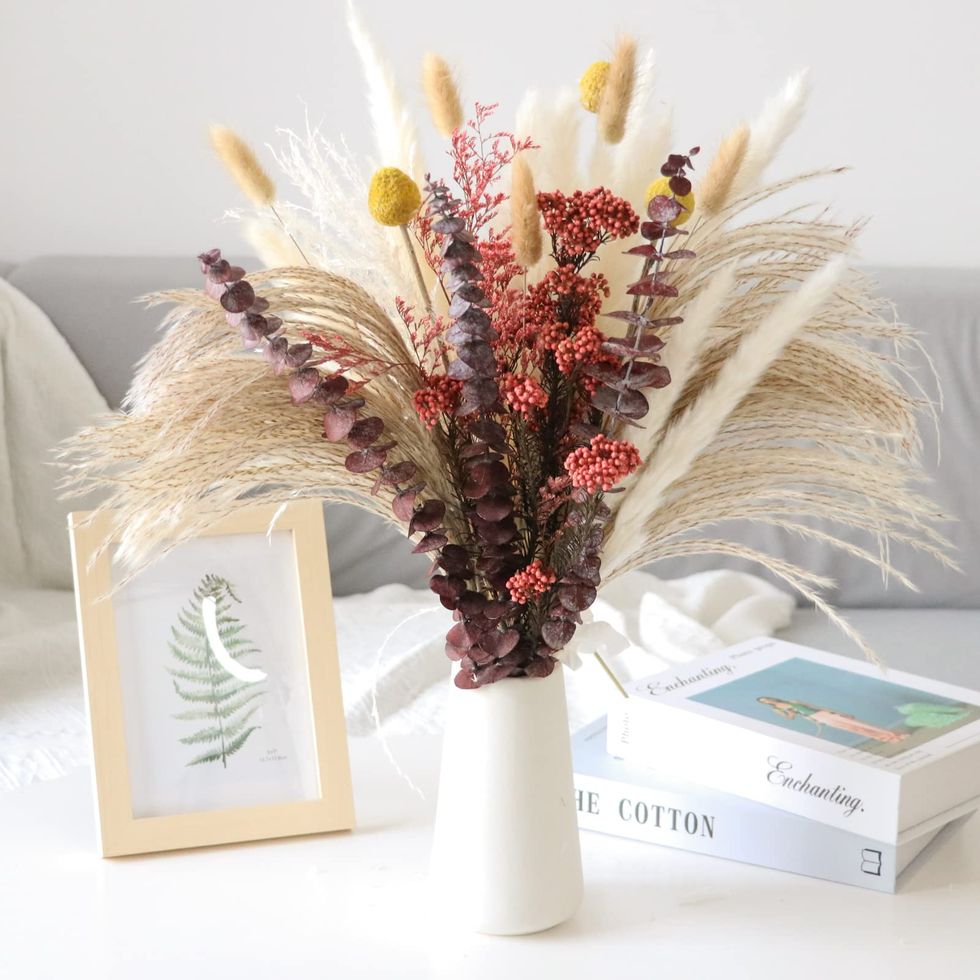 3 Reasons Why You Should Send a Dried Floral Bouquet