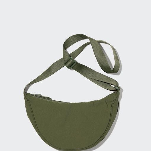 I love when a bag has a removable strap. The possibilities are