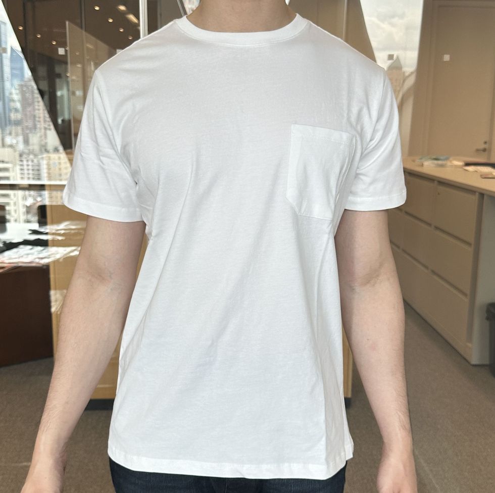 The 16 Best Plain T-Shirts, According to Our Editors (2022