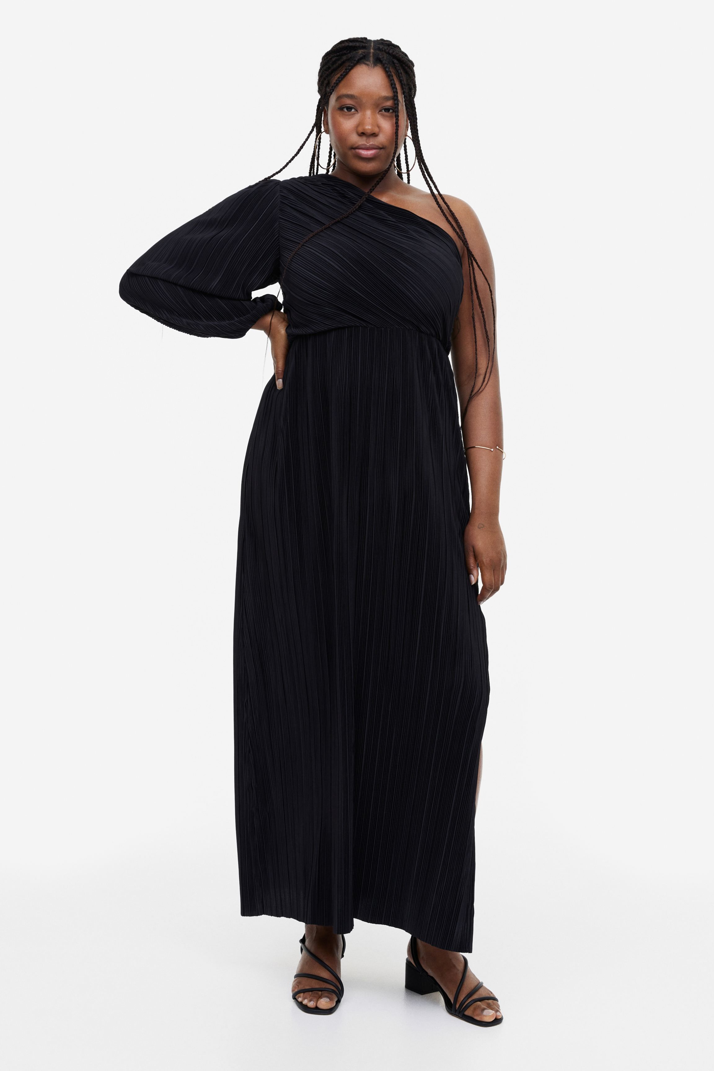 Plus size black hot sale maxi dresses with sleeves