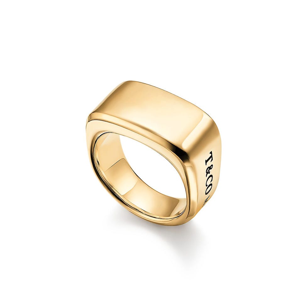 Makers Signet Ring in 18k Gold