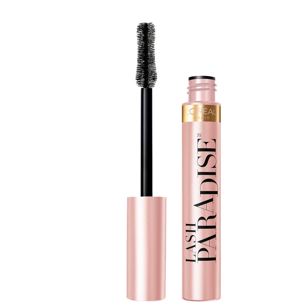 Voluminous Makeup Lash Paradise Mascara