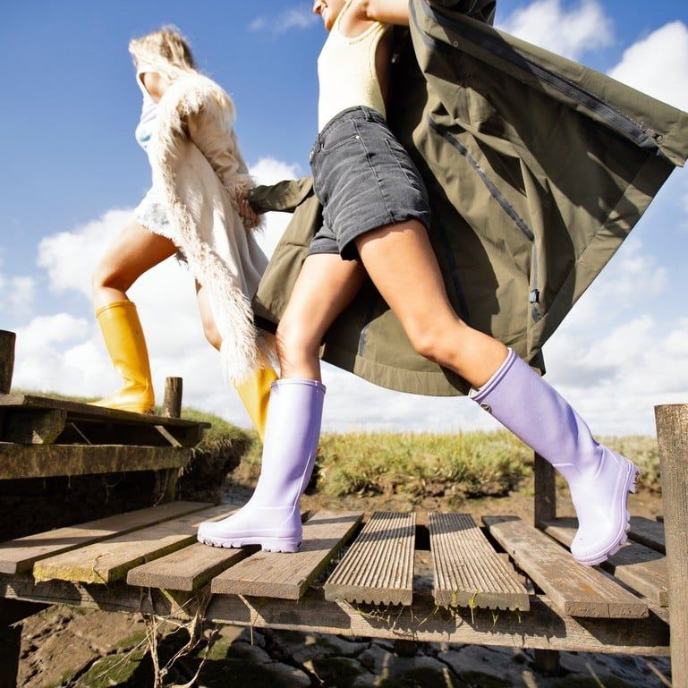 Festival outfits cheap with wellies