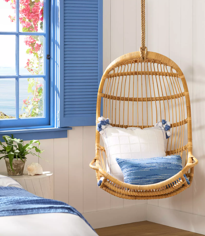 15 Hanging Egg Chairs for Stylish Summer Lounging