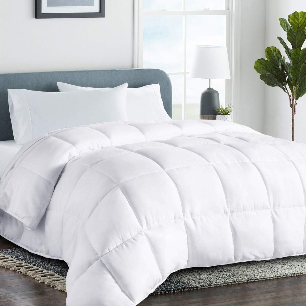 Thick Plush Oversized Queen Comforter Set Machine Washable Extra