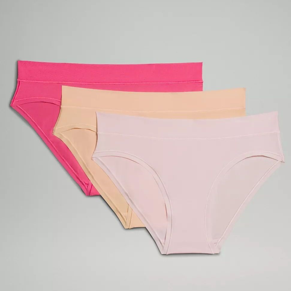 The Best Moisture-Wicking Underwear of 2024 - Men's and Women's