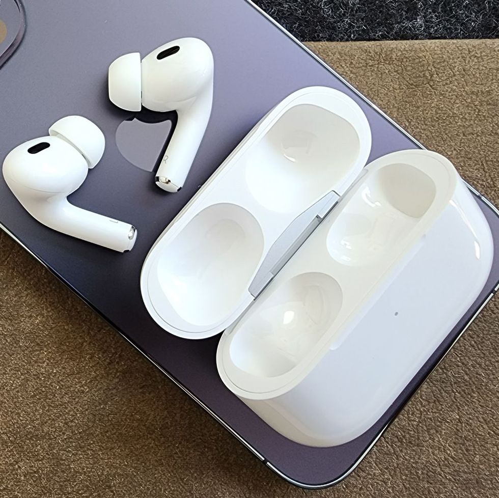 AirPods Pro (2nd Gen)  with USB-C Case
